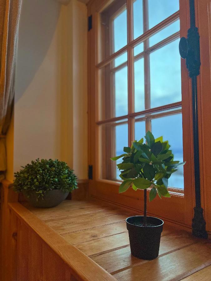 Auberge Au Poste De Traite Sainte-Famille Ngoại thất bức ảnh